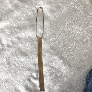 🌺 Forever 21 gold necklace.